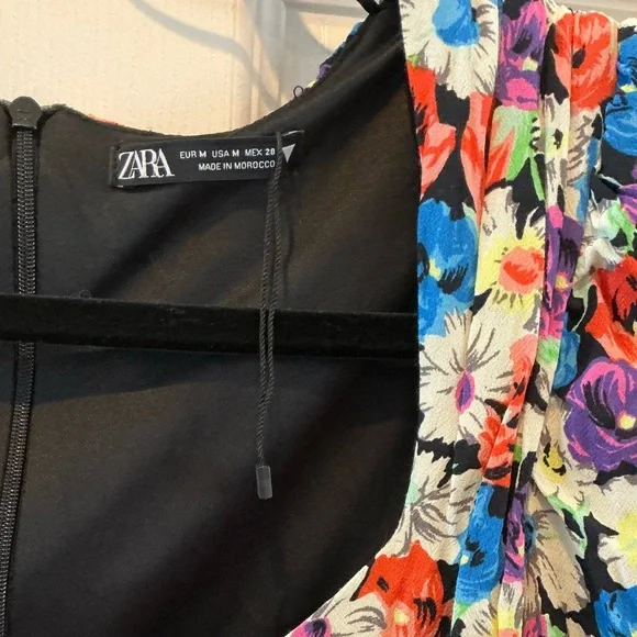 Zara Vibrant Floral Print Long Sleeve Mini Dress Ruched Skirt Design Woman Small - Picture 3 of 13